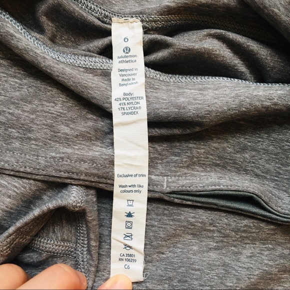 Lululemon Wunder Under (grey) size 6/regular rise - Picture 3 of 5